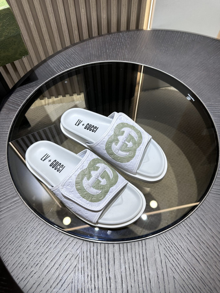 GUCC SLIPPERS