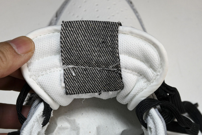 NIKE Dunk SB Low  DJ6188 101