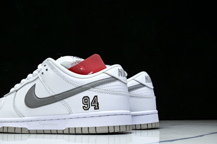 Nike SB Dunk Low Supreme 94 White Metallic Silver  HQ8487-100