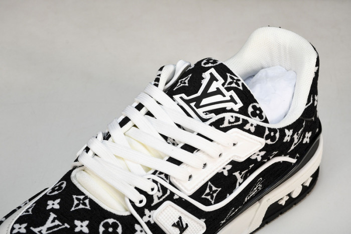 LV SNEAKER LOW  103004