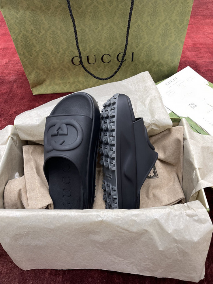 GUCC SLIPPERS