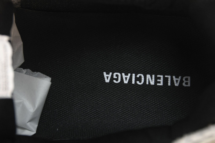 BLCG  × RUNNER W5RH6-0312