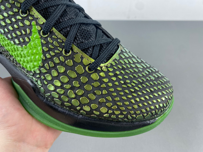 NIKE ZOOM KOBE 6 Supreme 