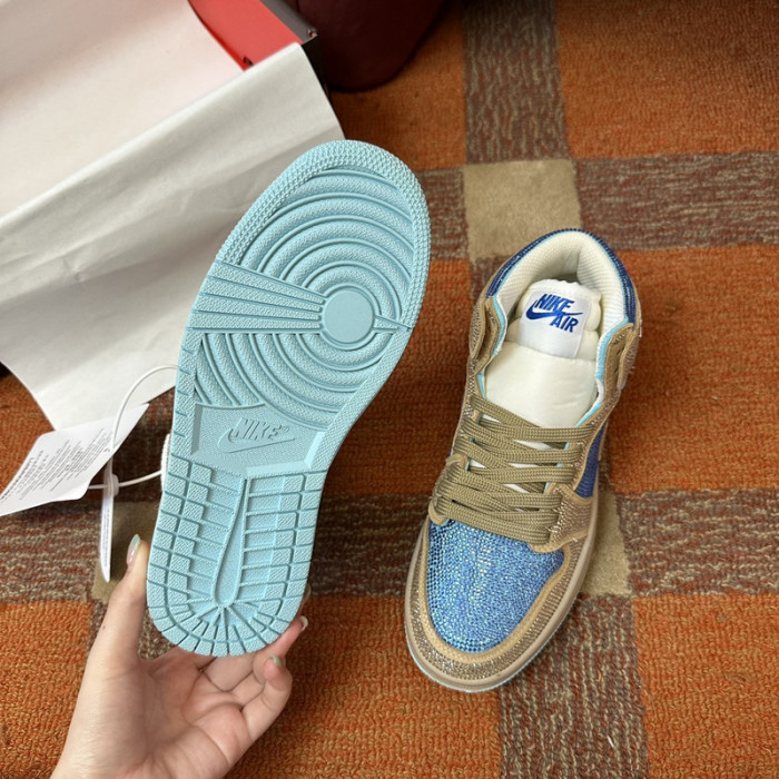 AIR JORDAN 1 RETRO  AJ-12