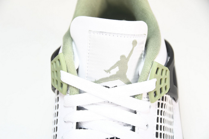 Air Jordan 4 WMNS “Seafoam” AQ9129-103