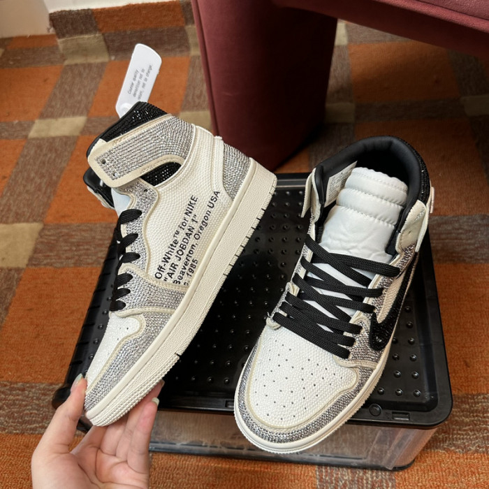 AIR JORDAN 1 RETRO  AJ-24