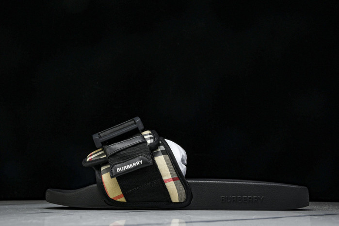 BURBERRY Slide