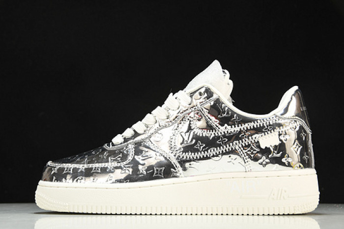 Nike Air Force 1 LV 022304