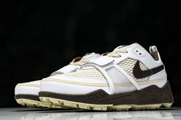 Travis Scott x Nike Zoom Field Jaxx "Light Chocolate" HQ3073-100