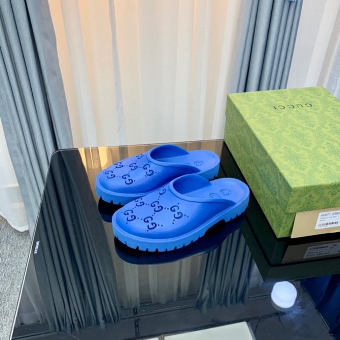 GUCC SLIPPERS