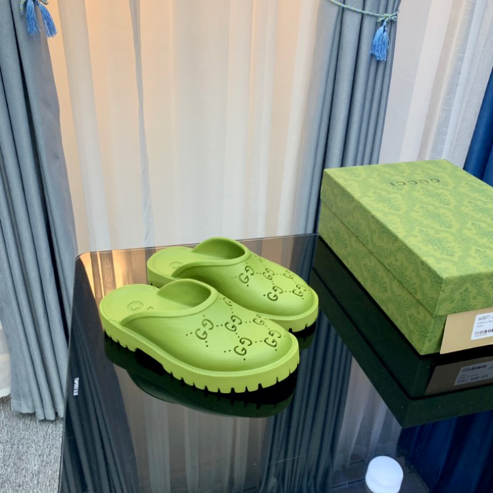 GUCC SLIPPERS