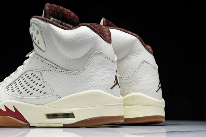 Air Jordan 5 "El Grito" Sail and Dark Pony HF8833-100