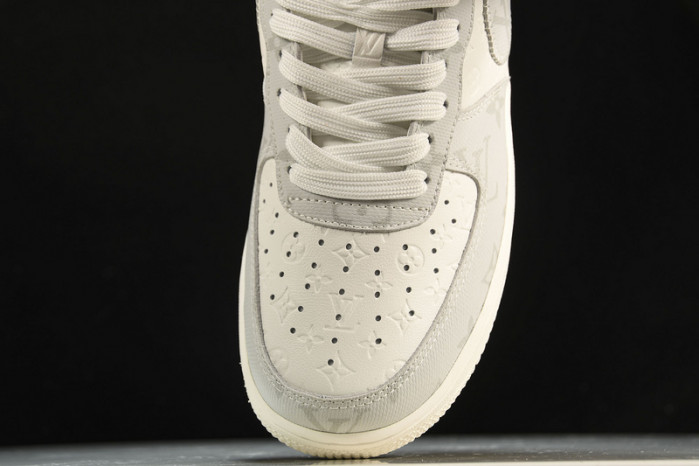 Nike Air Force 1 LV 022306