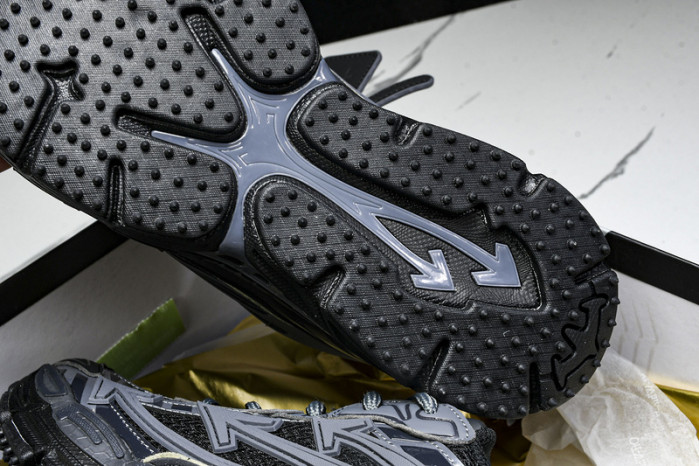 OF C/O  SNEAKER  FOR-032101