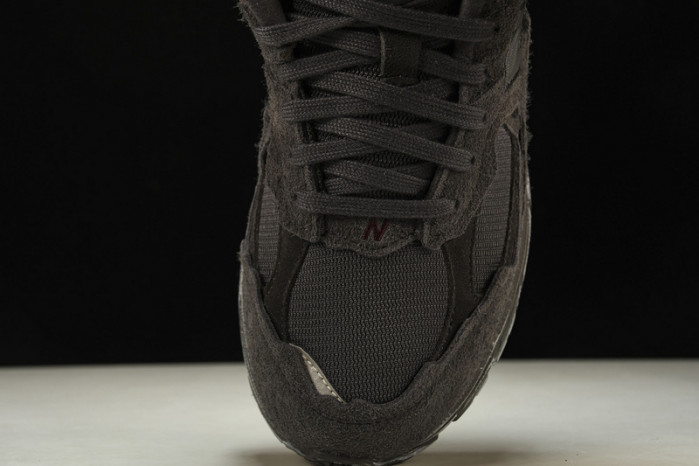 New Balance yeeshoes  M2002RDB