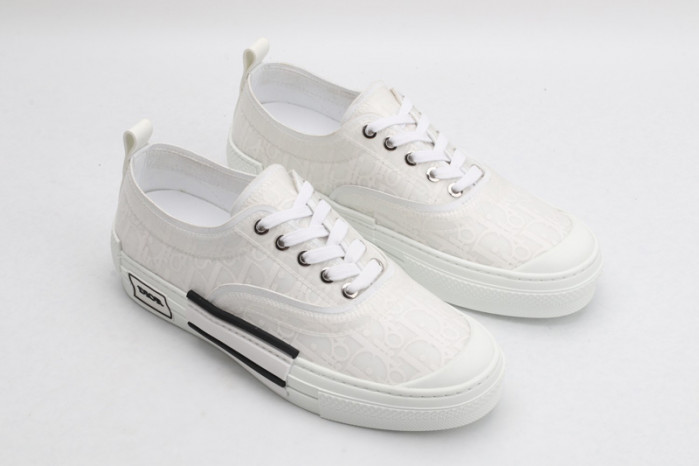 D10R B23 Sneakers Low Top