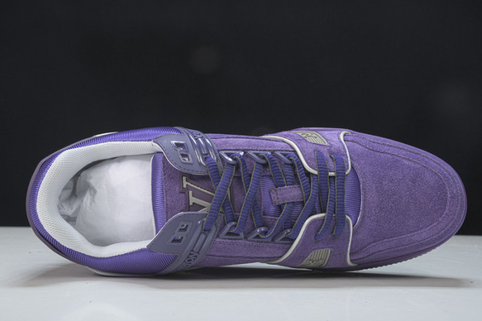 LV SNEAKER LOW YEE-009