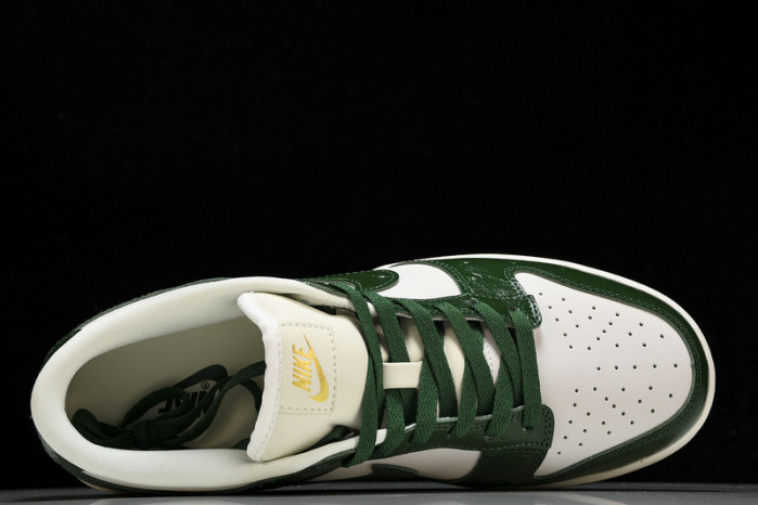 Nike Dunk Low LX “Gorge Green  FJ2260-002