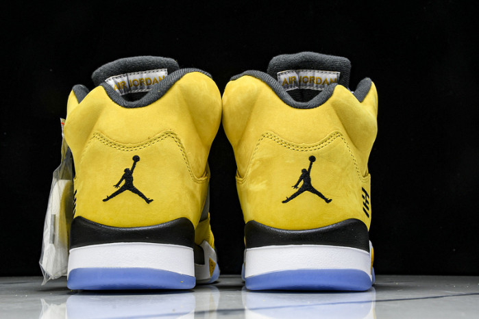 Air Jordan 5 “Tokyo” IO3372-700