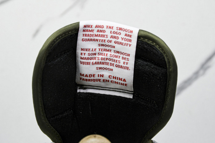 Travis Scott x Air Jordan 1 Low OG  “Medium Olive” DM7866-200