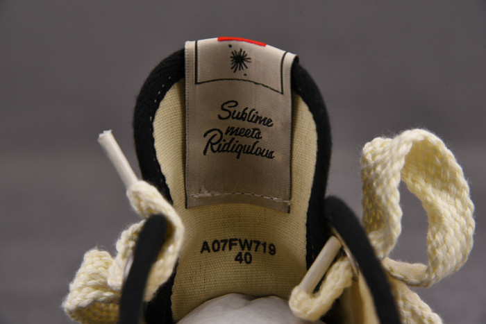 MAISON MIHARA YASUHIRO MMY001