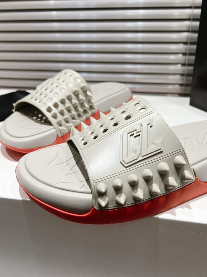 CHRISTIAN L0UBOUTIN SLIDE