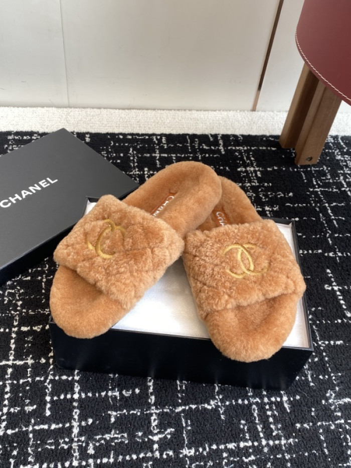 CH*NEL SLIPPERS