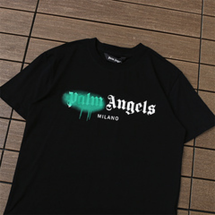 CLOTHES Palm ang!e 81801