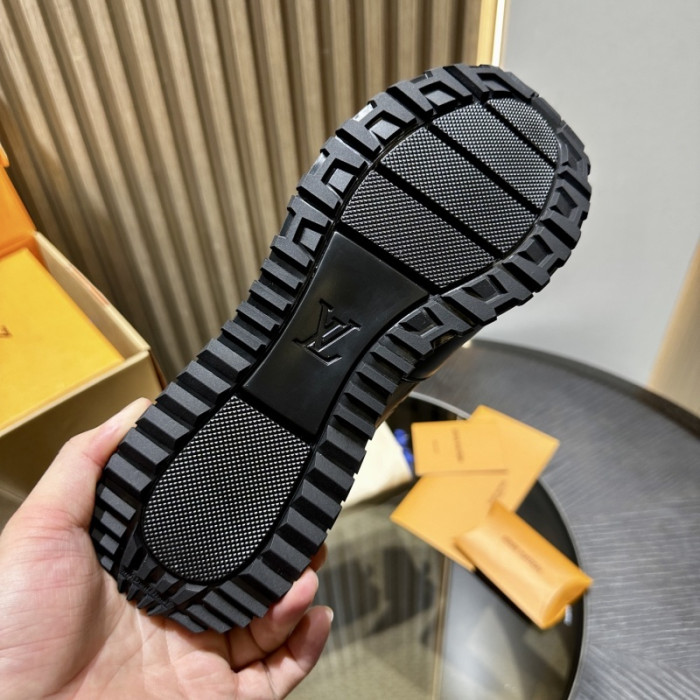LV SNEAKER Run Away  FOR-LV367