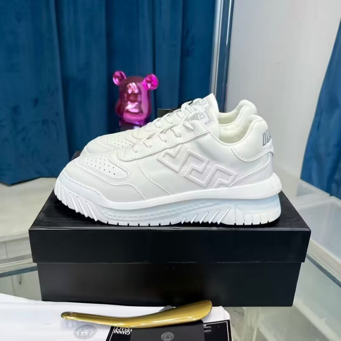 VERS SNEAKERS   23112902