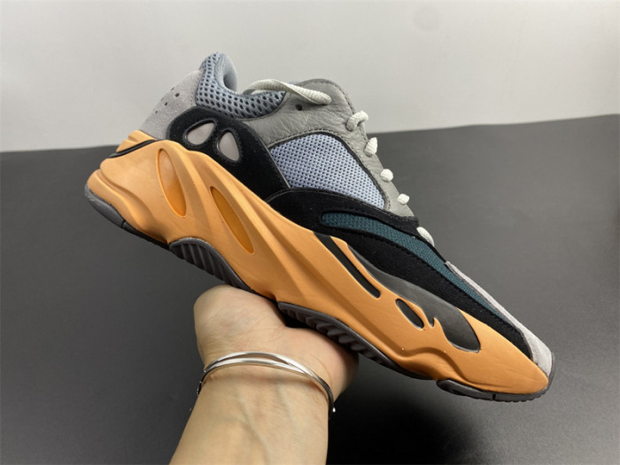 Adidas Yeezy Boost 700 GW0296