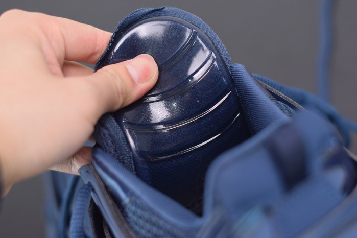 BLCG Track Trainer Dark Navy 542023 W2LA1 4107