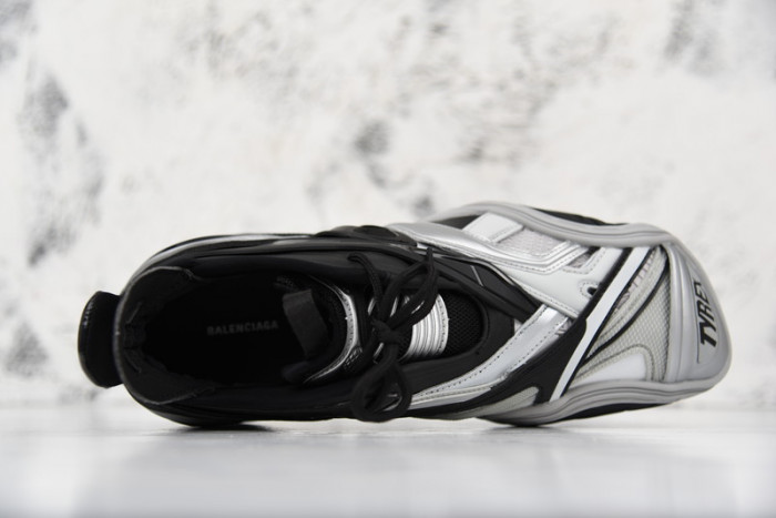 BLCG 5.0 TYREX 20SS RUNWAY 617535 W2CB1 1081