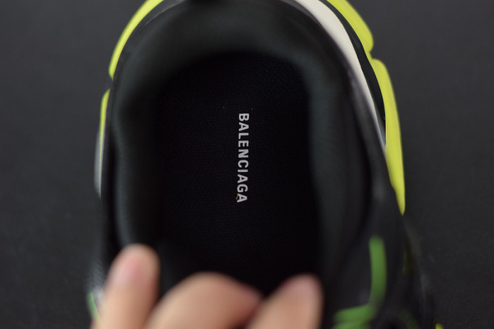 BLCG Track.2 black fluorescent and yellow 570391 W2GN3 1022