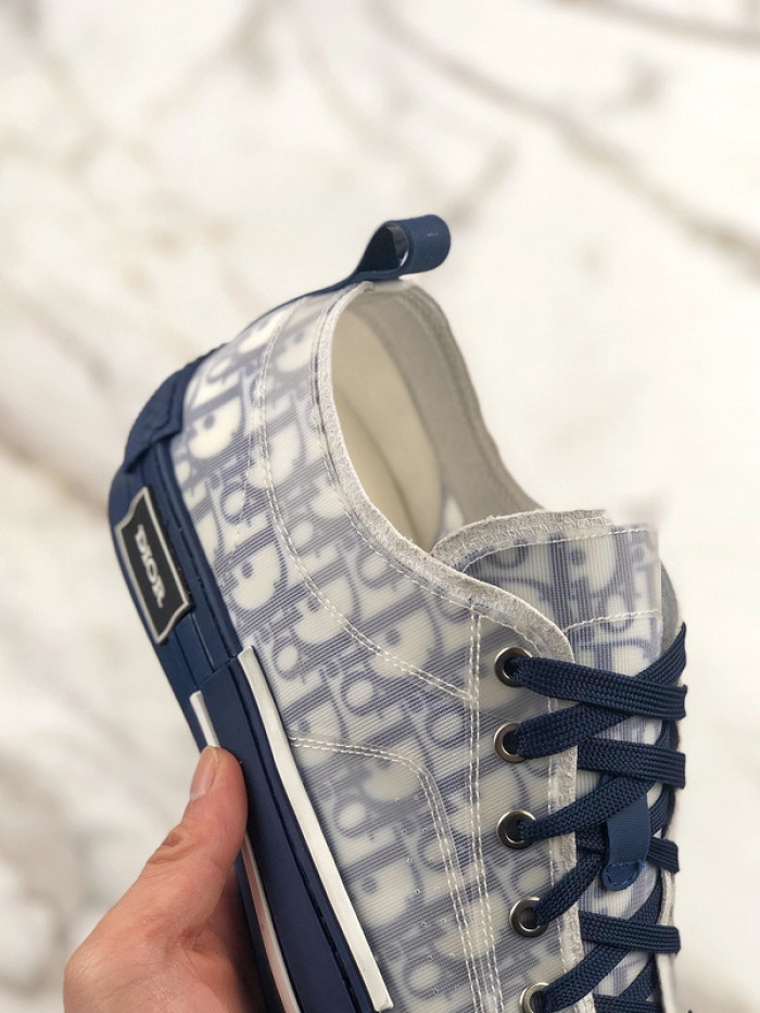 D10R B23 Sneakers Low Top